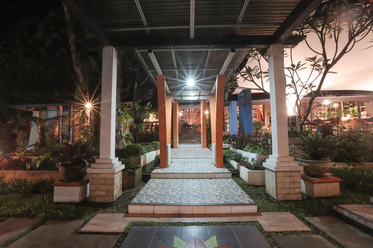 The Village Resort Bogor Exterior photo
