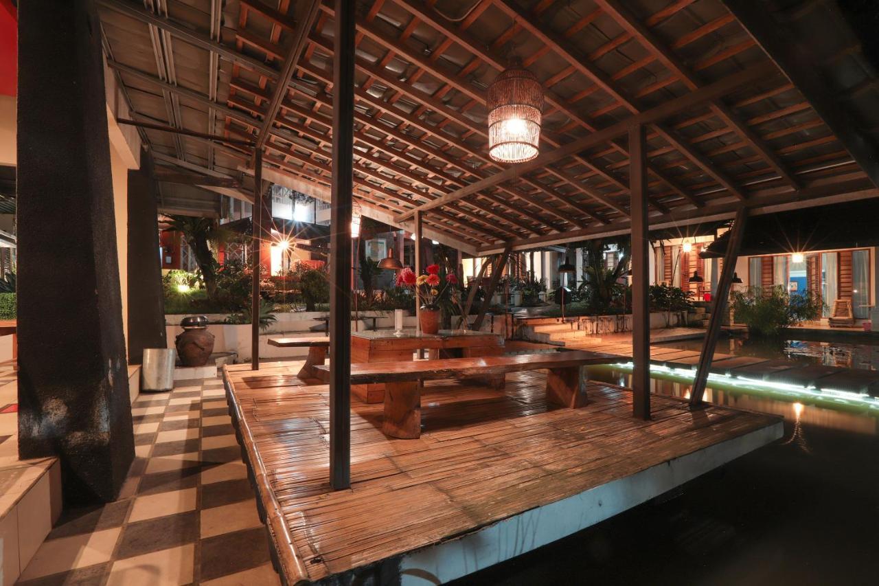 The Village Resort Bogor Exterior photo